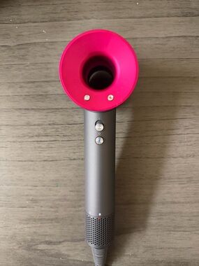 Dyson Supersonic Hair Dryer – Rose Red